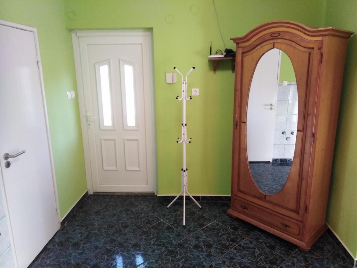 Arinza Apartman Vendeghaz Mezőkövesd Exterior foto