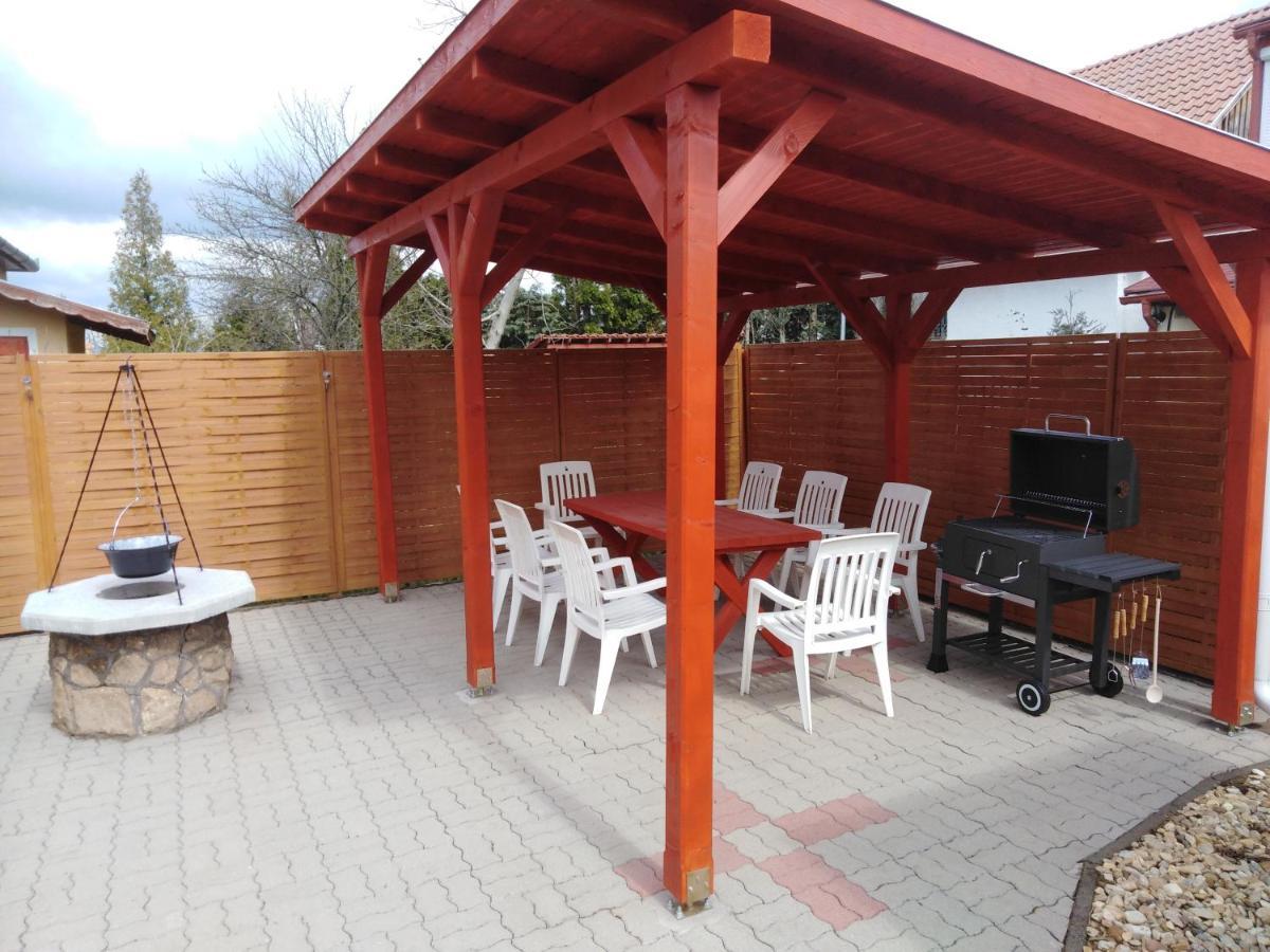 Arinza Apartman Vendeghaz Mezőkövesd Exterior foto
