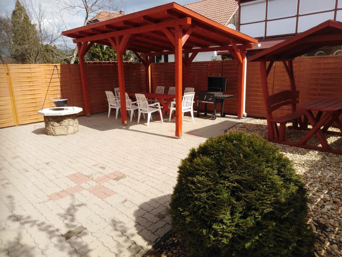 Arinza Apartman Vendeghaz Mezőkövesd Exterior foto
